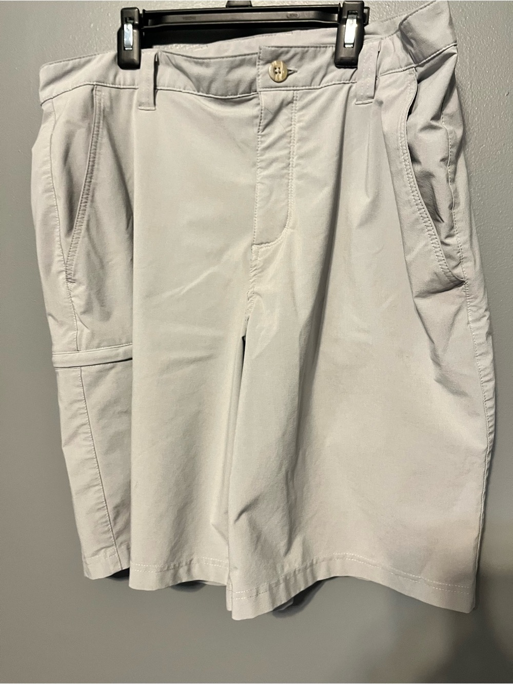 Columbia Light Gray Men's Flat Front Performance Shorts